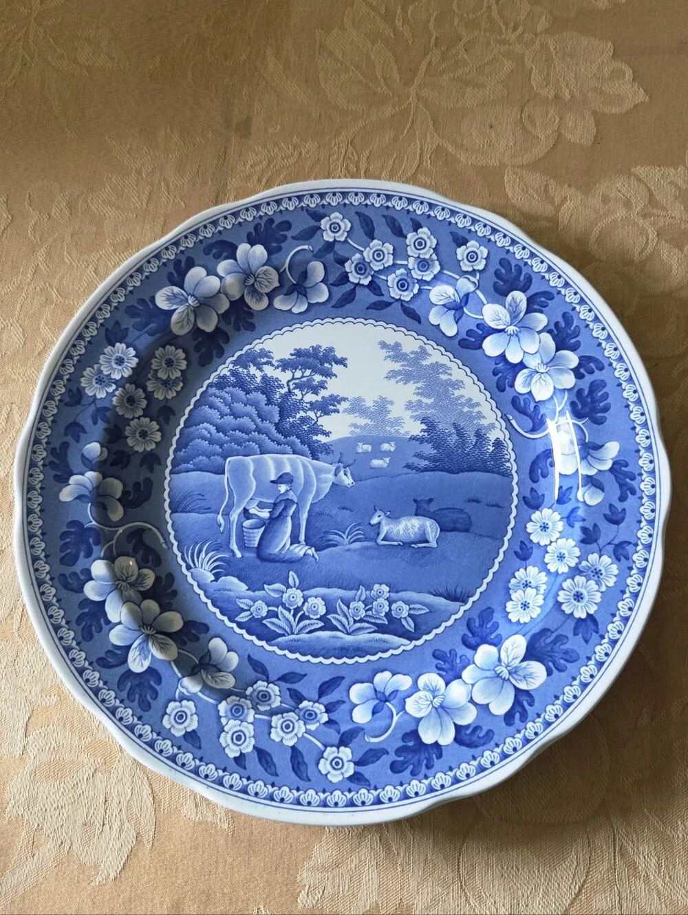 Spode Blue Room Collection Milkmaid Dinner Plate